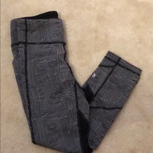 fun lululemon cropped leggings